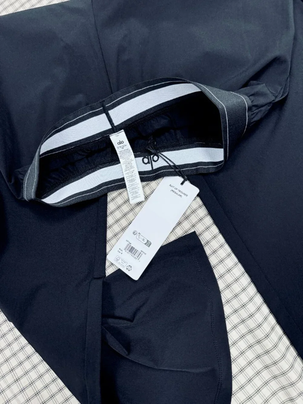 ALO Yoga Suit Up Trouser Black ✨ Regular | Relaxed Fit Wide Leg Pants